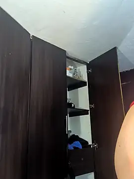 Snapshot of makensys_dirty_hot chatting on December 3, 2025, 3:07 am makensys dirty hot online show from December 3, 2025, 3:07 am