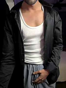 fitboy xxx online show from December 19, 2025, 9:39 pm