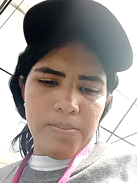 lucy devil23 online show from April 1, 2026, 2:25 pm