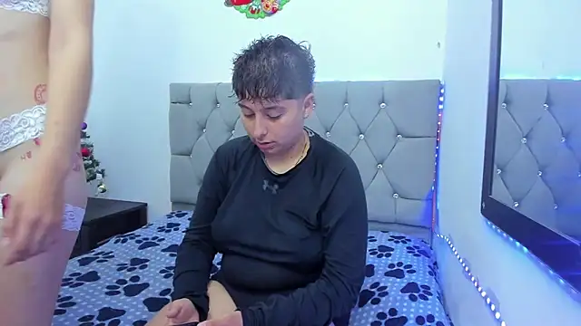 Snapshot of ATHENEA_ZULEINYS chatting on December 14, 2025, 12:11 pm ATHENEA ZULEINYS online show from December 14, 2025, 12:11 pm