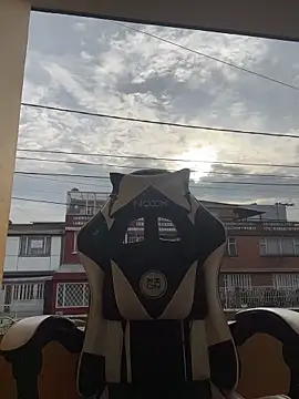 Engell fire online show from December 2, 2025, 12:07 pm