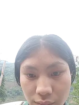 Snapshot of Hilary-123 chatting on March 18, 2026, 12:25 am Hilary-123 online show from March 18, 2026, 12:25 am