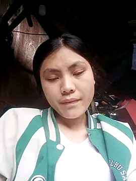 Snapshot of Hilary-123 chatting on February 27, 2026, 1:06 am Hilary-123 online show from February 27, 2026, 1:06 am