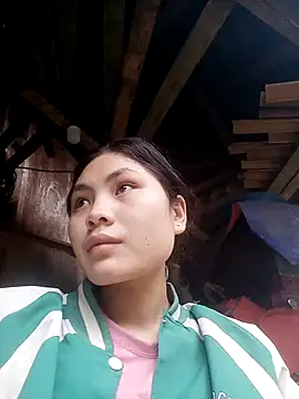 Snapshot of Hilary-123 chatting on February 22, 2026, 1:52 am Hilary-123 online show from February 22, 2026, 1:52 am