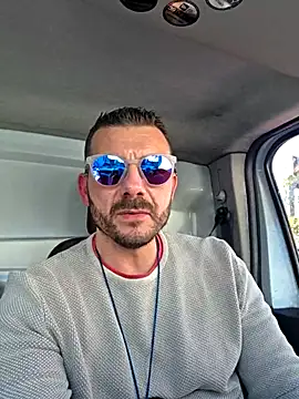 Snapshot of Cicciolino_23 chatting on December 5, 2025, 12:26 pm Cicciolino 23 online show from December 5, 2025, 12:26 pm