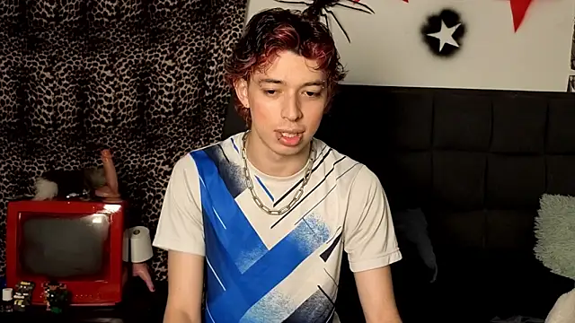 Otter Starr online show from December 16, 2025, 4:17 am