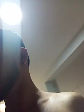 Snapshot of master_king_777 chatting on December 5, 2025, 3:43 pm master king 777 online show from December 5, 2025, 3:43 pm