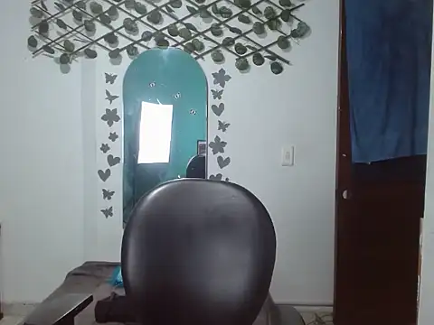 Andreaebony online show from January 17, 2026, 12:42 pm