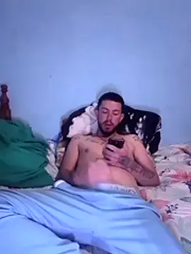 30 GLADIADOR online show from December 3, 2025, 2:01 am