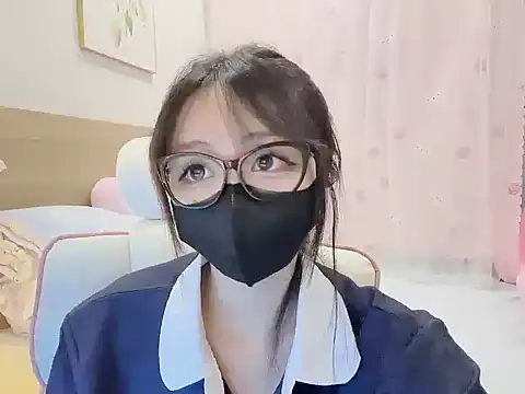 Snapshot of Yuyu-baobei chatting on December 13, 2025, 8:04 pm Yuyu-baobei online show from December 13, 2025, 8:04 pm