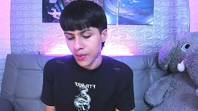 StormLuxX online show from February 23, 2026, 8:42 pm