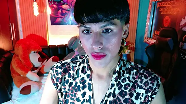 StormLuxX online show from May 3, 2026, 2:49 am