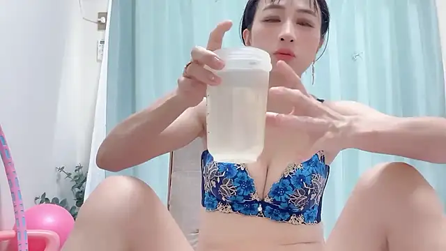 Snapshot of RURU-CHANN668 chatting on July 5, 2026, 4:19 am RURU-CHANN668 online show from July 5, 2026, 4:19 am