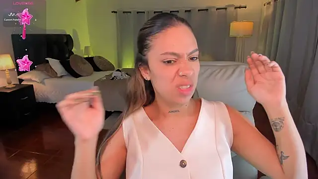 Zara Wolf  online show from March 6, 2026, 11:16 am