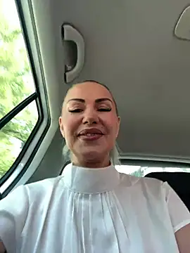 Snapshot of AnikaSunshine chatting on June 29, 2026, 1:22 pm AnikaSunshine online show from June 29, 2026, 1:22 pm