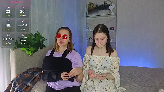 Snapshot of DorlaKavadias chatting on December 16, 2025, 4:17 am DorlaKavadias online show from December 16, 2025, 4:17 am