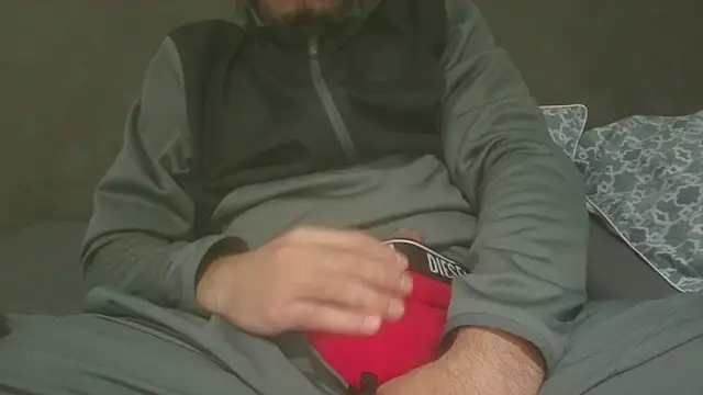 Snapshot of userre08 chatting on December 2, 2025, 4:52 pm userre08 online show from December 2, 2025, 4:52 pm