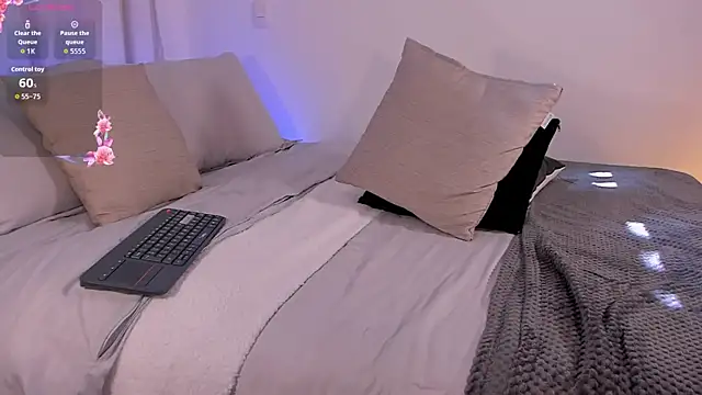 Snapshot of saracavali chatting on July 29, 2026, 8:19 pm saracavali online show from July 29, 2026, 8:19 pm