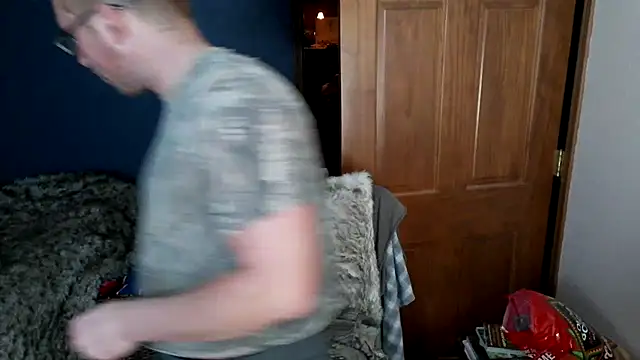 Snapshot of SpunRedneck chatting on February 16, 2026, 11:57 pm SpunRedneck online show from February 16, 2026, 11:57 pm