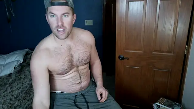 Snapshot of SpunRedneck chatting on February 9, 2026, 11:36 pm SpunRedneck online show from February 9, 2026, 11:36 pm