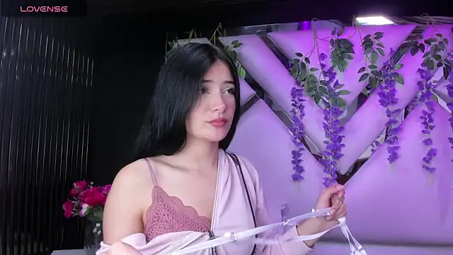 Snapshot of liinzy_rouse69 chatting on March 18, 2026, 3:35 pm liinzy rouse69 online show from March 18, 2026, 3:35 pm