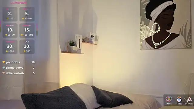 Snapshot of sara_brown04 chatting on December 15, 2025, 8:36 pm sara brown04 online show from December 15, 2025, 8:36 pm