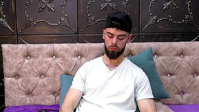 JeffAllann online show from December 3, 2025, 10:09 pm