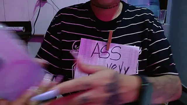 Snapshot of Slut_Dirty_Nastyy chatting on February 20, 2026, 8:44 pm Slut Dirty Nastyy online show from February 20, 2026, 8:44 pm