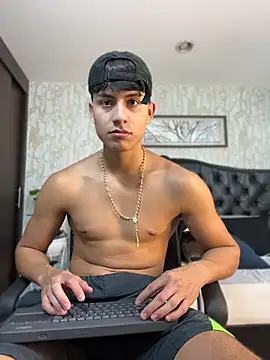 Lander Cruz online show from June 16, 2026, 7:58 pm