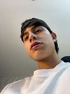 Lander Cruz online show from January 5, 2026, 9:18 pm