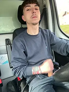 Snapshot of Davide9910x chatting on March 9, 2026, 8:29 am Davide9910x online show from March 9, 2026, 8:29 am