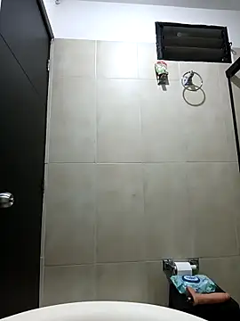 jkslnkd online show from April 17, 2026, 5:43 am