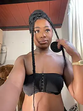 Snapshot of Cynthia_es chatting on March 27, 2026, 4:41 pm Cynthia es online show from March 27, 2026, 4:41 pm