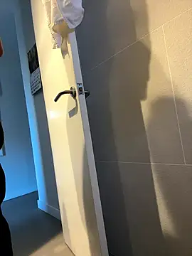 andresbale online show from January 11, 2026, 8:21 am