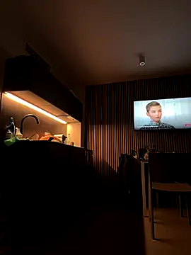 andresbale online show from December 18, 2025, 10:13 pm