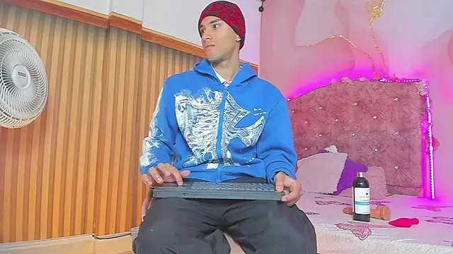 jack  baby  online show from December 20, 2025, 2:58 am