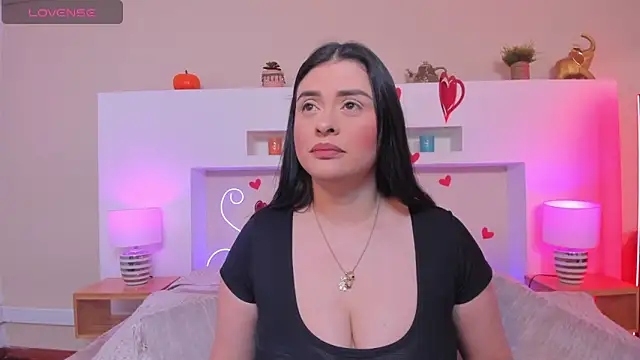 AnikaRomanoff  online show from March 4, 2026, 11:18 am