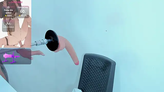 leticia lynn1 online show from January 7, 2026, 11:10 pm