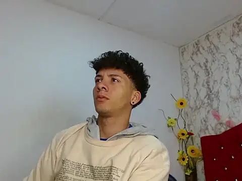 Snapshot of BlakeNoir_ chatting on February 13, 2026, 11:10 am BlakeNoir online show from February 13, 2026, 11:10 am