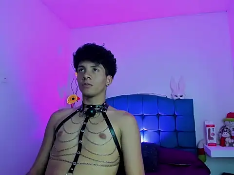 Snapshot of BlakeNoir_ chatting on March 7, 2026, 3:46 am BlakeNoir online show from March 7, 2026, 3:46 am