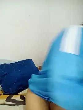 Sweetprouble 17 online show from January 9, 2026, 4:03 pm