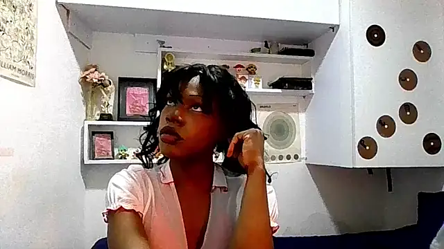 Snapshot of KEIKEI_o chatting on June 21, 2026, 1:44 am KEIKEI o online show from June 21, 2026, 1:44 am