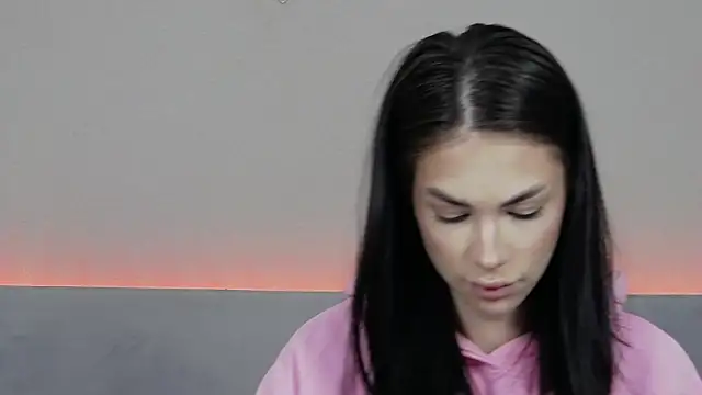 RachaelMils online show from February 7, 2026, 3:47 am