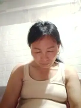 Lili-123k online show from April 23, 2026, 2:08 pm