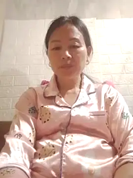 Lili-123k online show from April 25, 2026, 1:41 pm