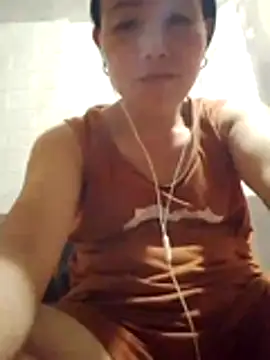 Lili-123k online show from April 22, 2026, 1:51 pm