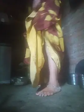 Snapshot of Your-shreya143 chatting on July 14, 2026, 12:00 pm Your-shreya143 online show from July 14, 2026, 12:00 pm