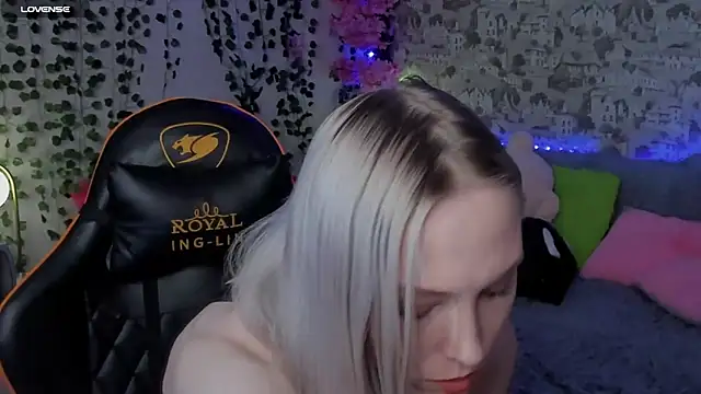 Gina Gina love online show from June 11, 2026, 1:38 am