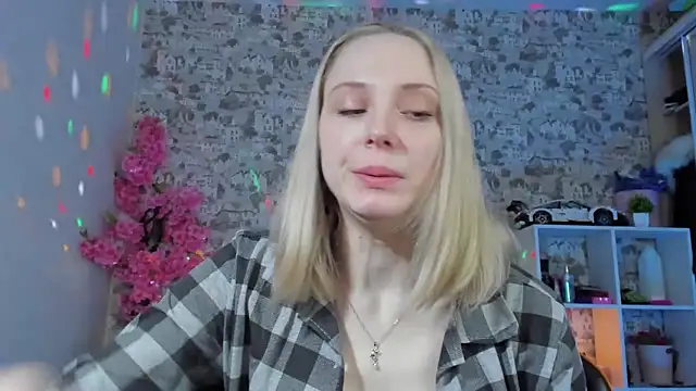 Gina Gina love online show from April 23, 2026, 2:07 am