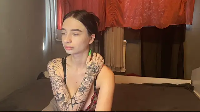 Snapshot of imChatty_Alice chatting on July 23, 2026, 3:48 am imChatty Alice online show from July 23, 2026, 3:48 am